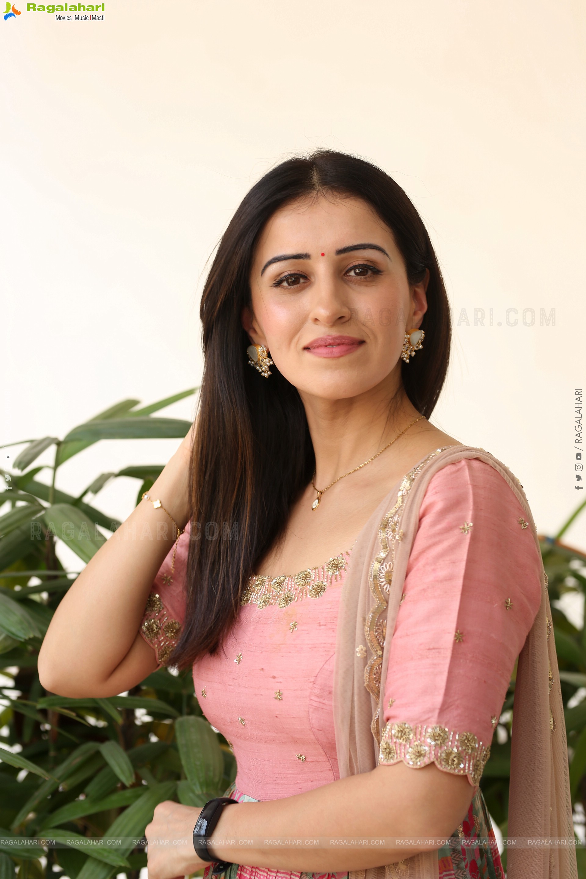 Anshu at Mazaka Interview, HD Gallery