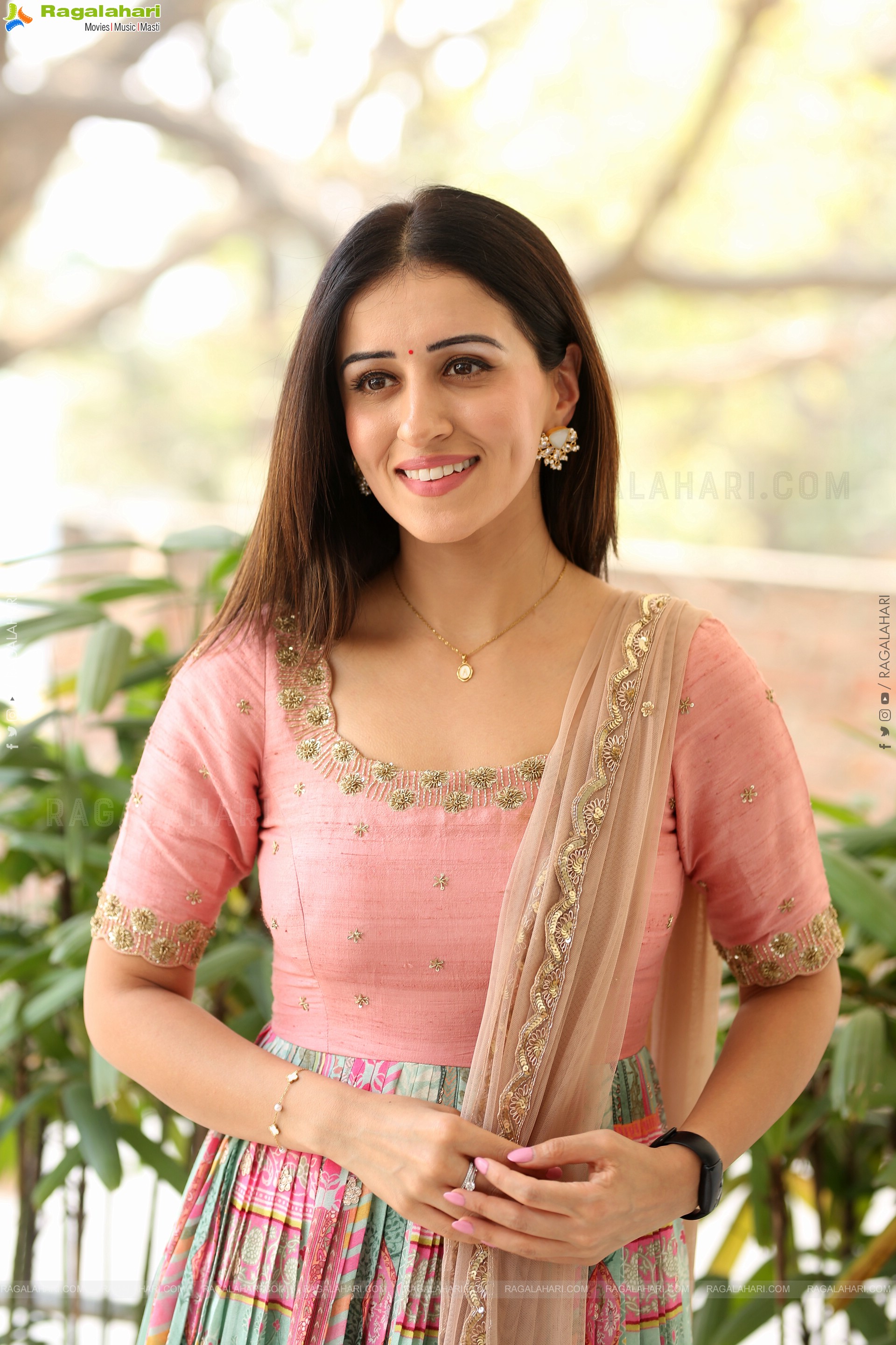 Anshu at Mazaka Interview, HD Gallery