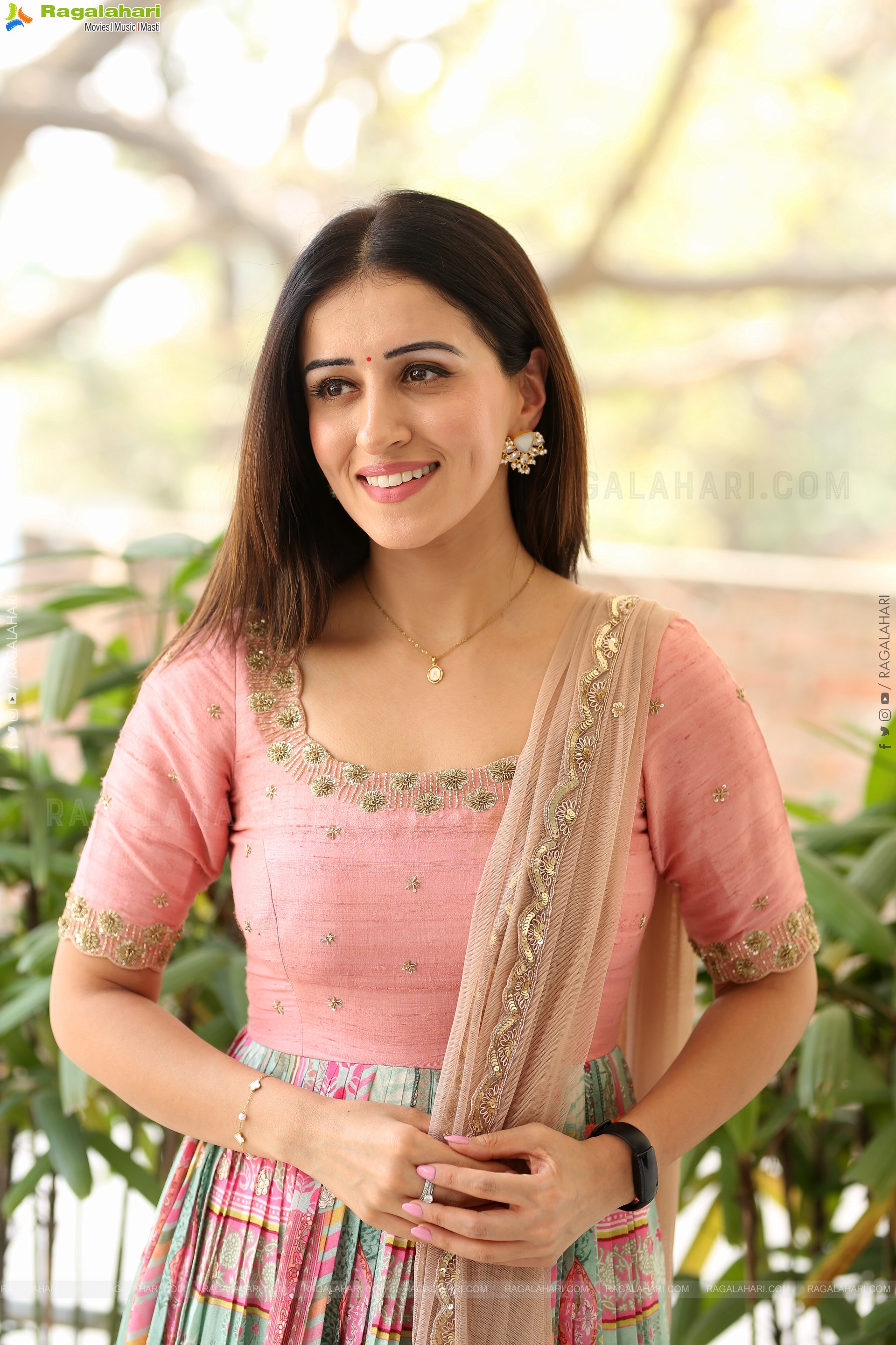 Anshu at Mazaka Interview, HD Gallery