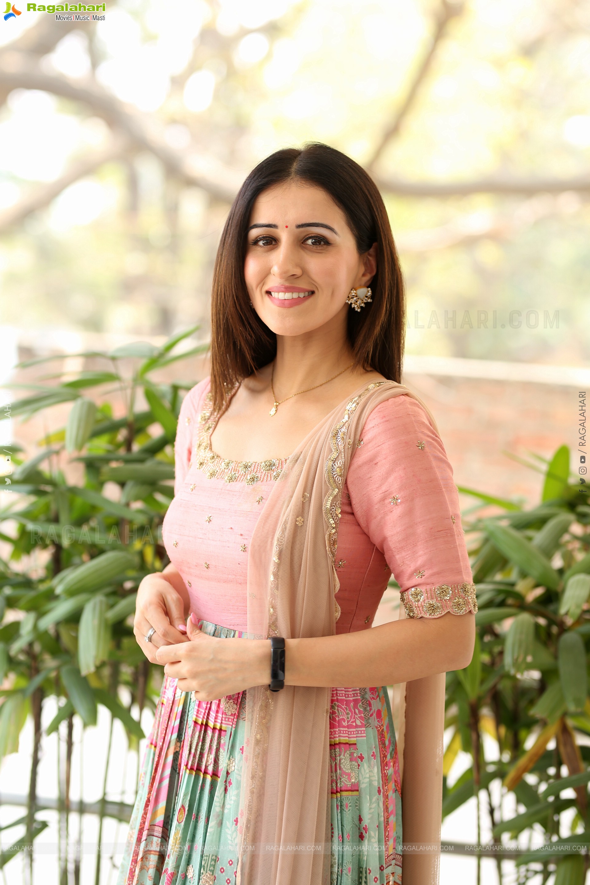 Anshu at Mazaka Interview, HD Gallery