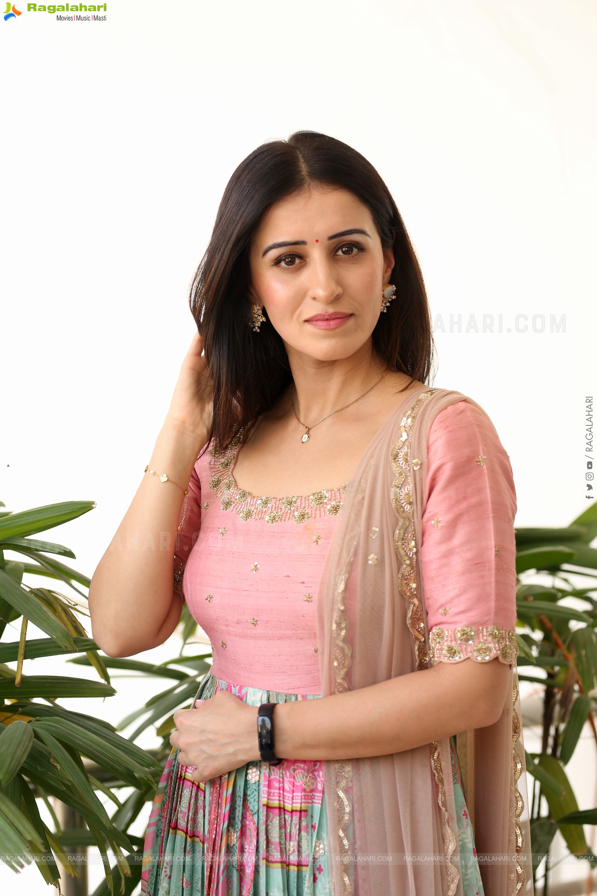 Anshu at Mazaka Interview, HD Gallery