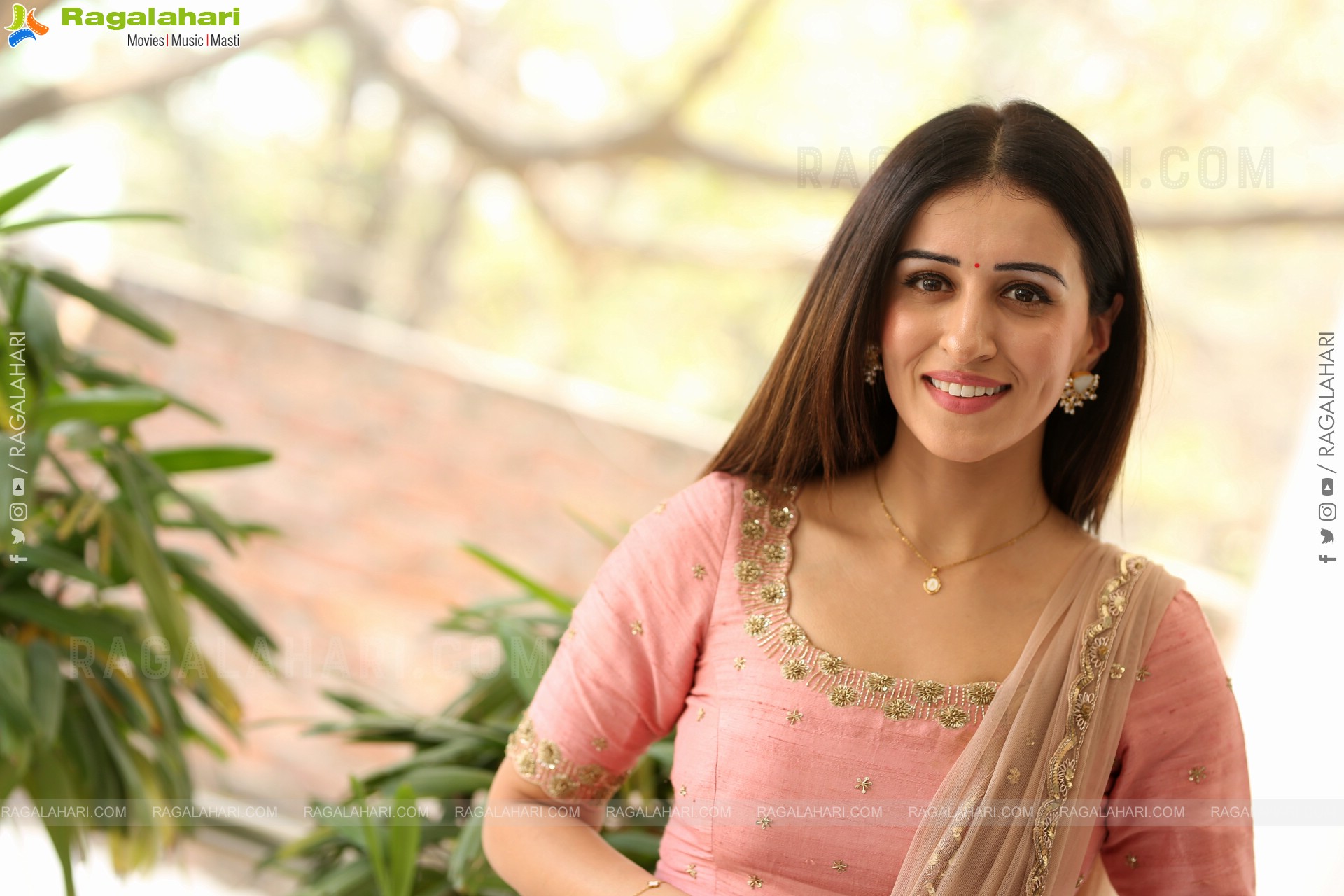 Anshu at Mazaka Interview, HD Gallery