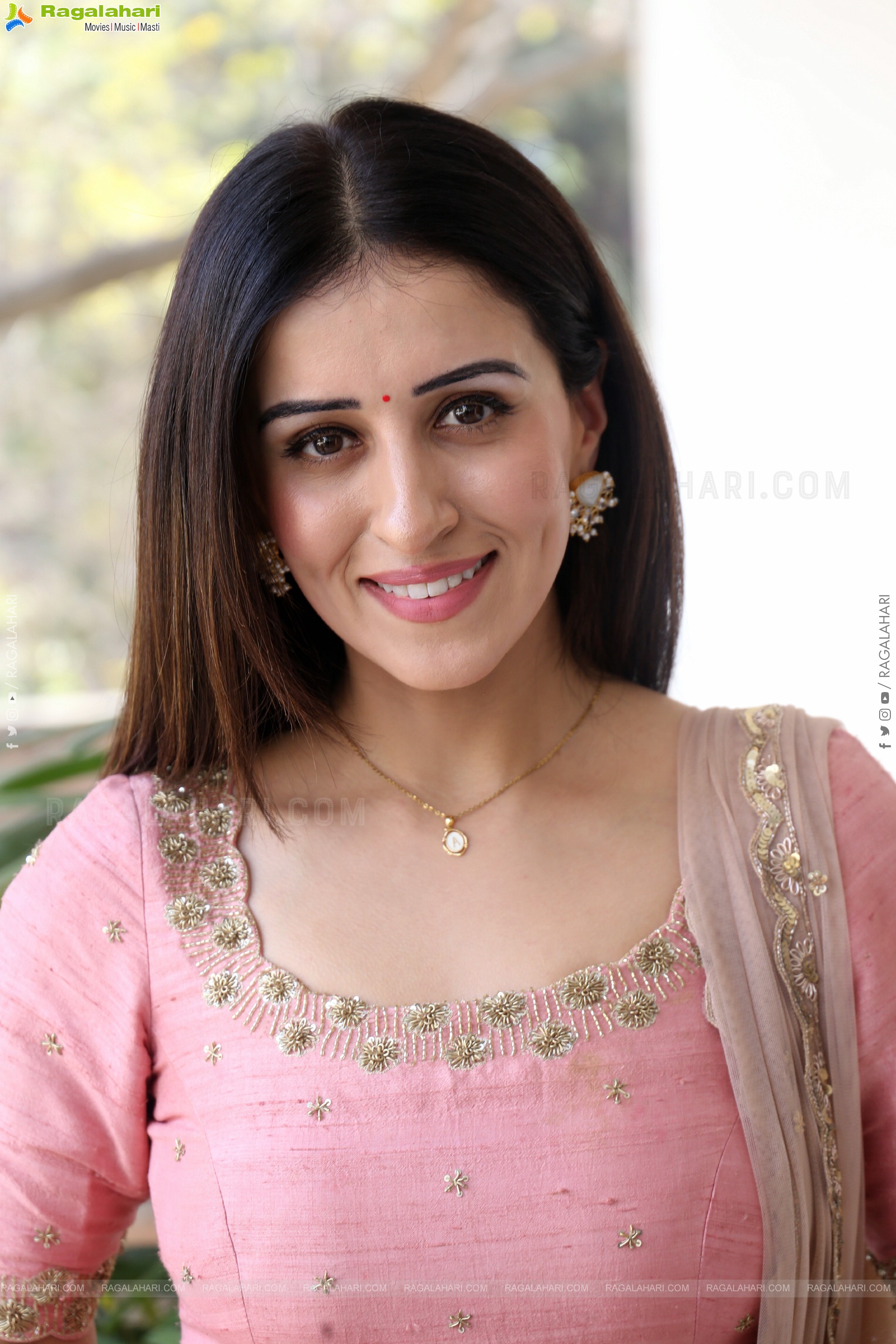 Anshu at Mazaka Interview, HD Gallery