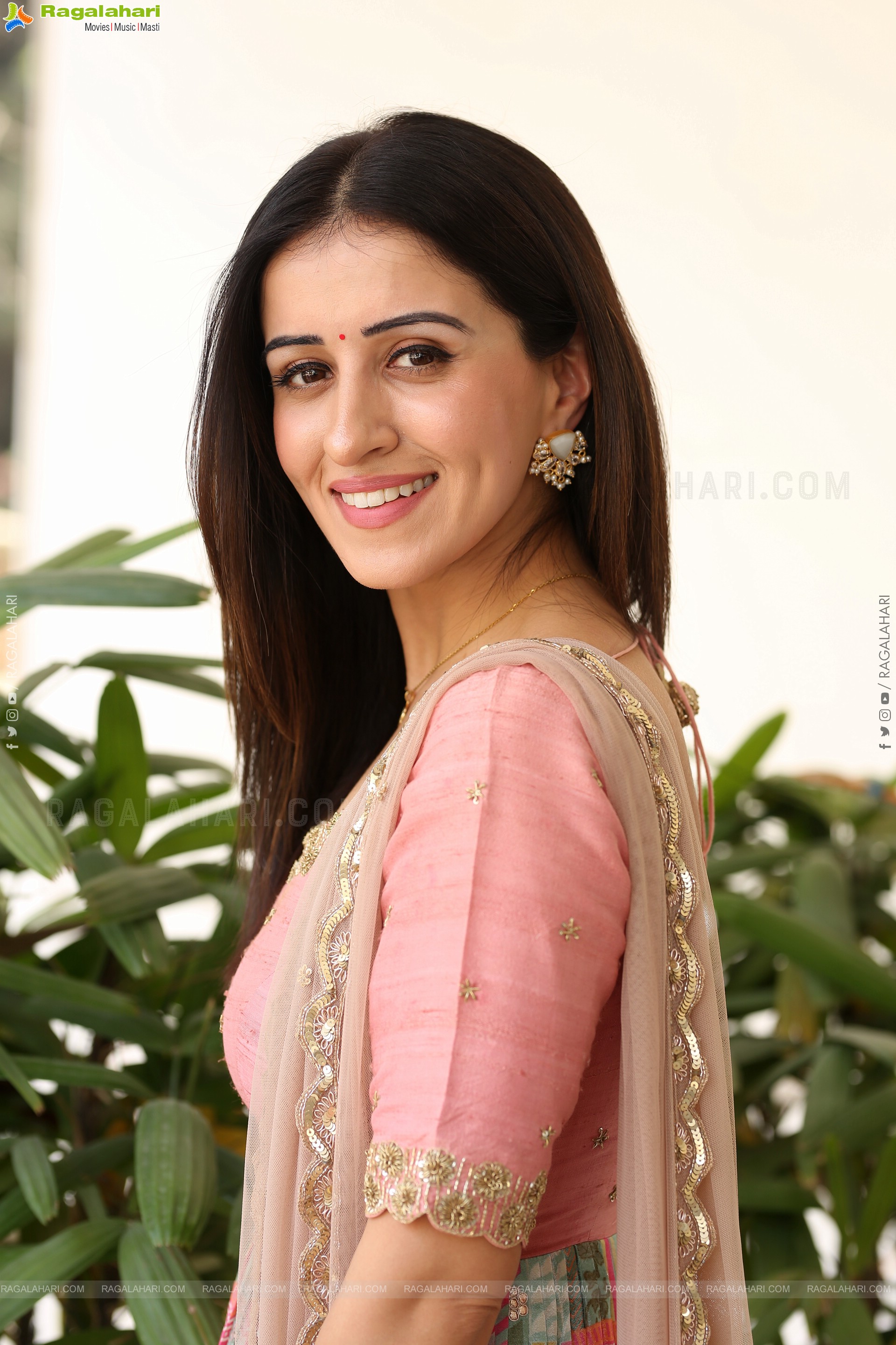 Anshu at Mazaka Interview, HD Gallery