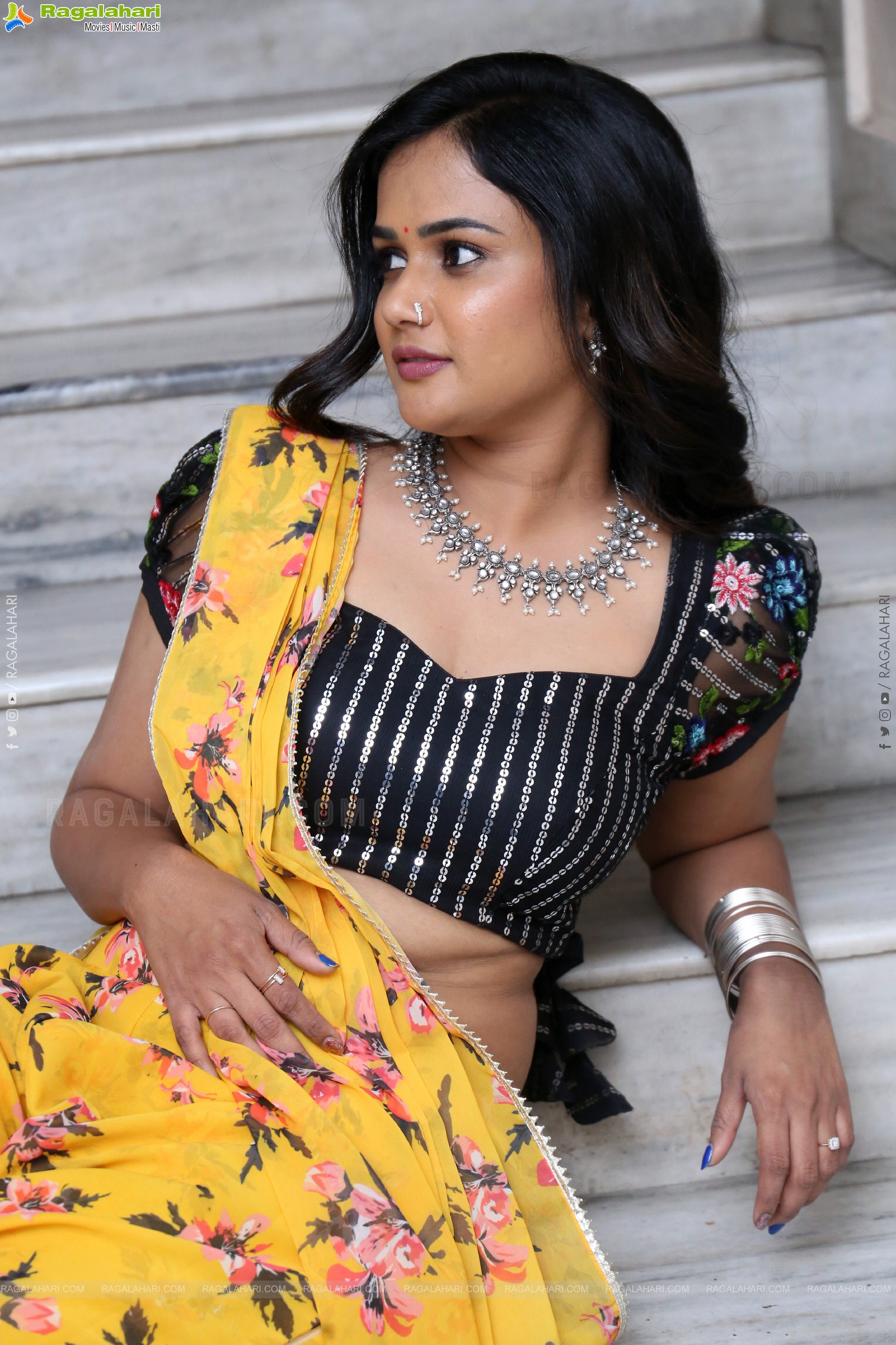 Ariyana Latest Photoshoot Stills, HD Gallery