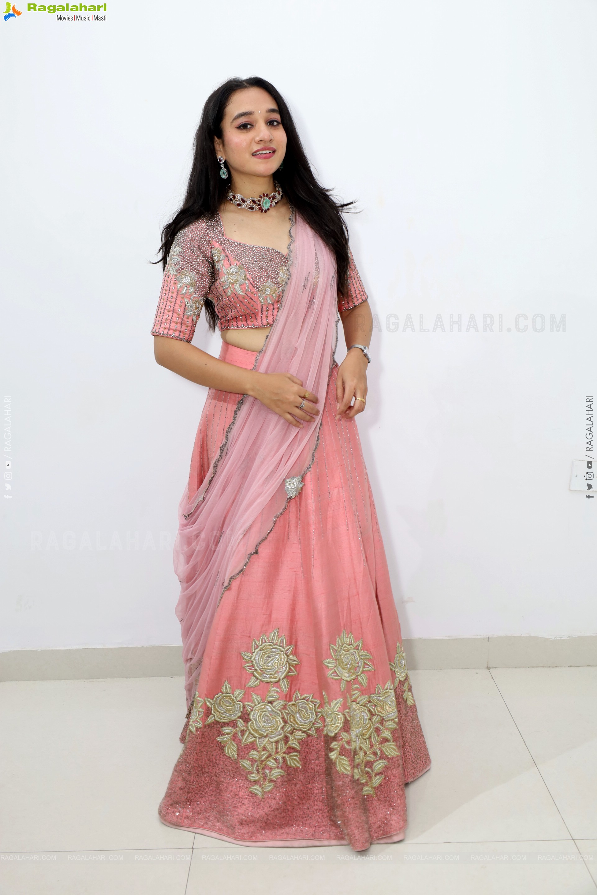 Bhuvaneshwari New Photoshoot Stills, HD Gallery