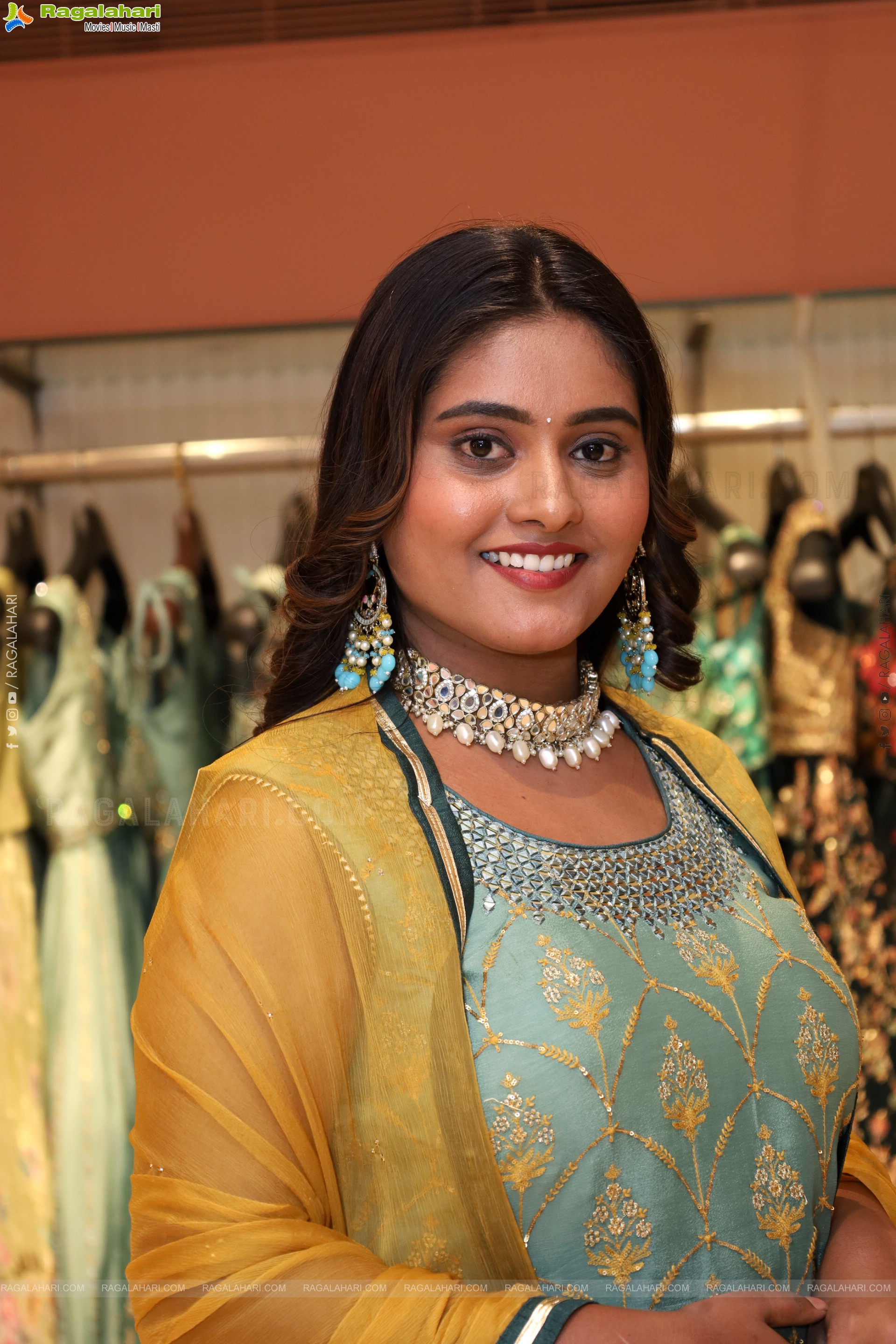 Bindhu Krishna New Photoshoot Stills, HD Gallery