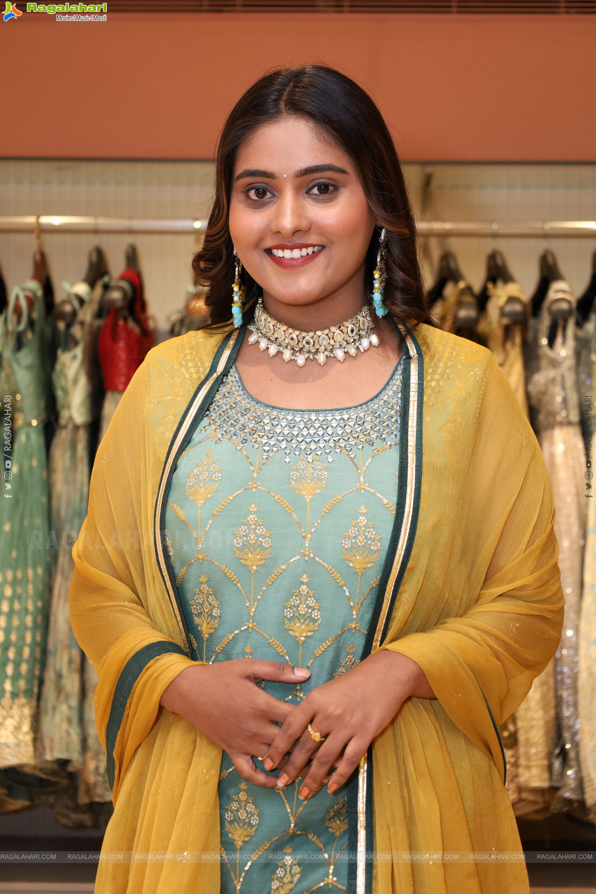 Bindhu Krishna New Photoshoot Stills, HD Gallery