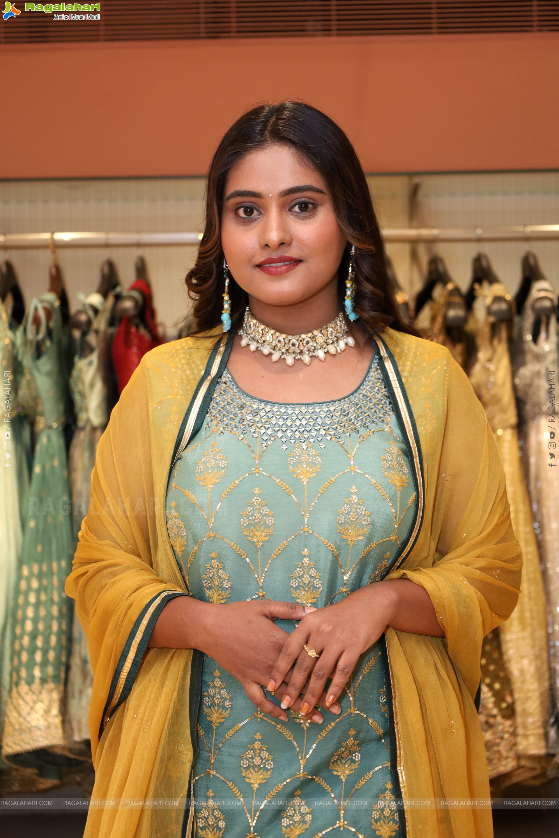 Bindhu Krishna New Photoshoot Stills, HD Gallery