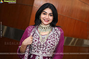 Bramarambika Poses with Designer Jewellery, HD Gallery