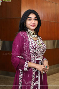 Bramarambika Poses with Designer Jewellery, HD Gallery