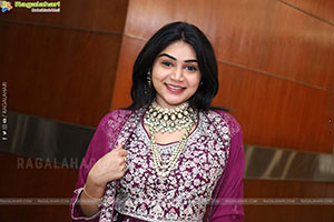 Bramarambika Poses with Designer Jewellery, HD Gallery