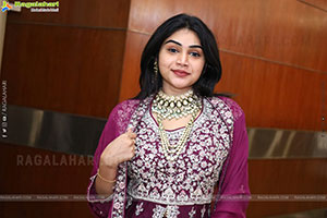 Bramarambika Poses with Designer Jewellery, HD Gallery