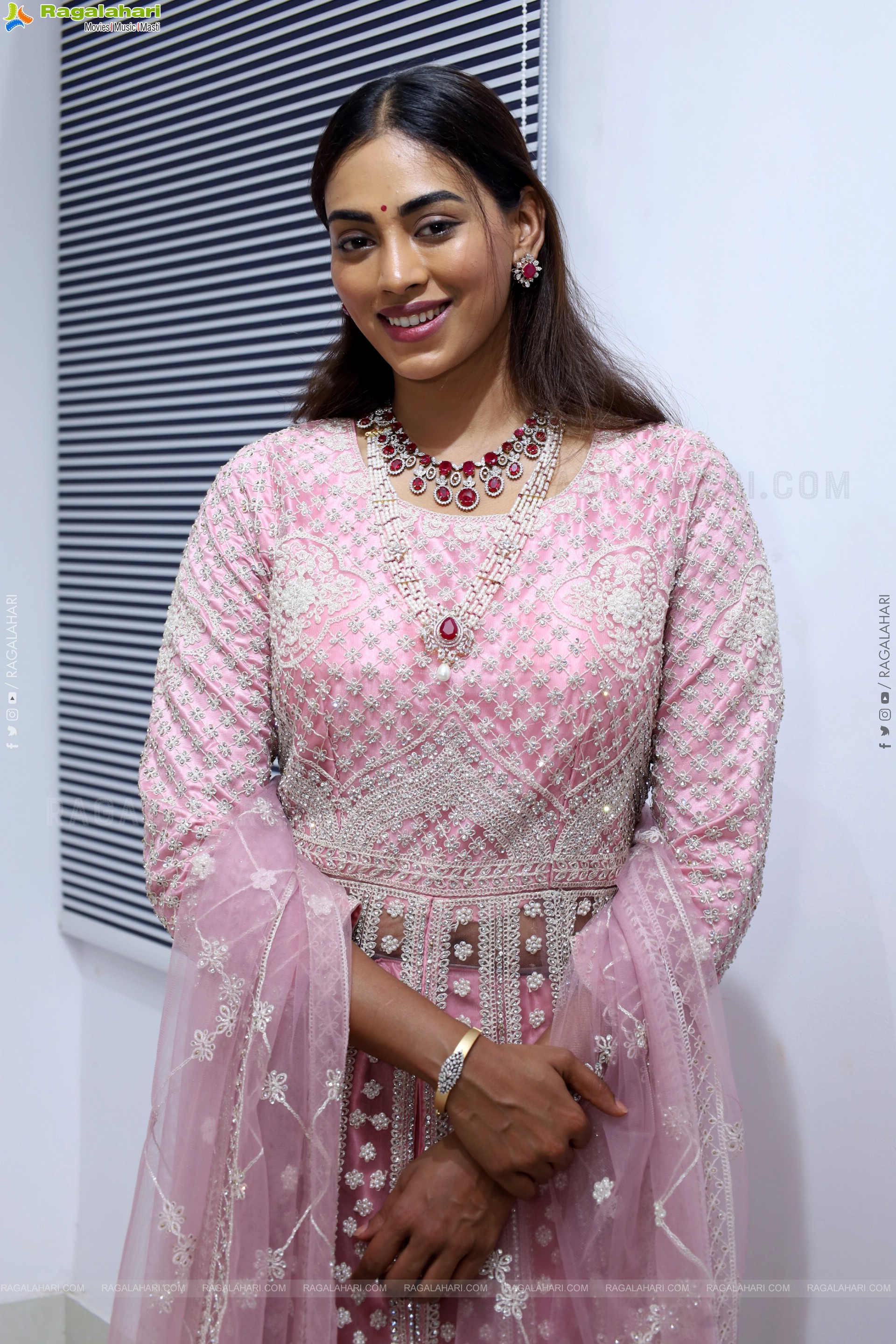 Kamakshi Bhaskarla at Hi Life Bride Curtain Raiser Event, HD Gallery