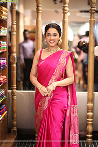 Priyanka Mohan at Xiti Weaves Wedding Collections Launch