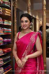 Priyanka Mohan at Xiti Weaves Wedding Collections Launch