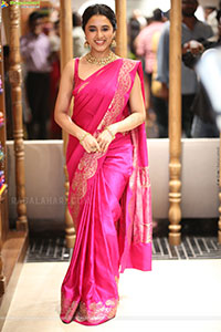 Priyanka Mohan at Xiti Weaves Wedding Collections Launch