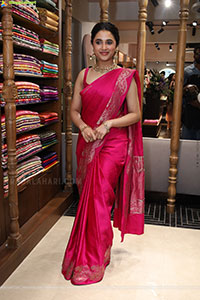 Priyanka Mohan at Xiti Weaves Wedding Collections Launch