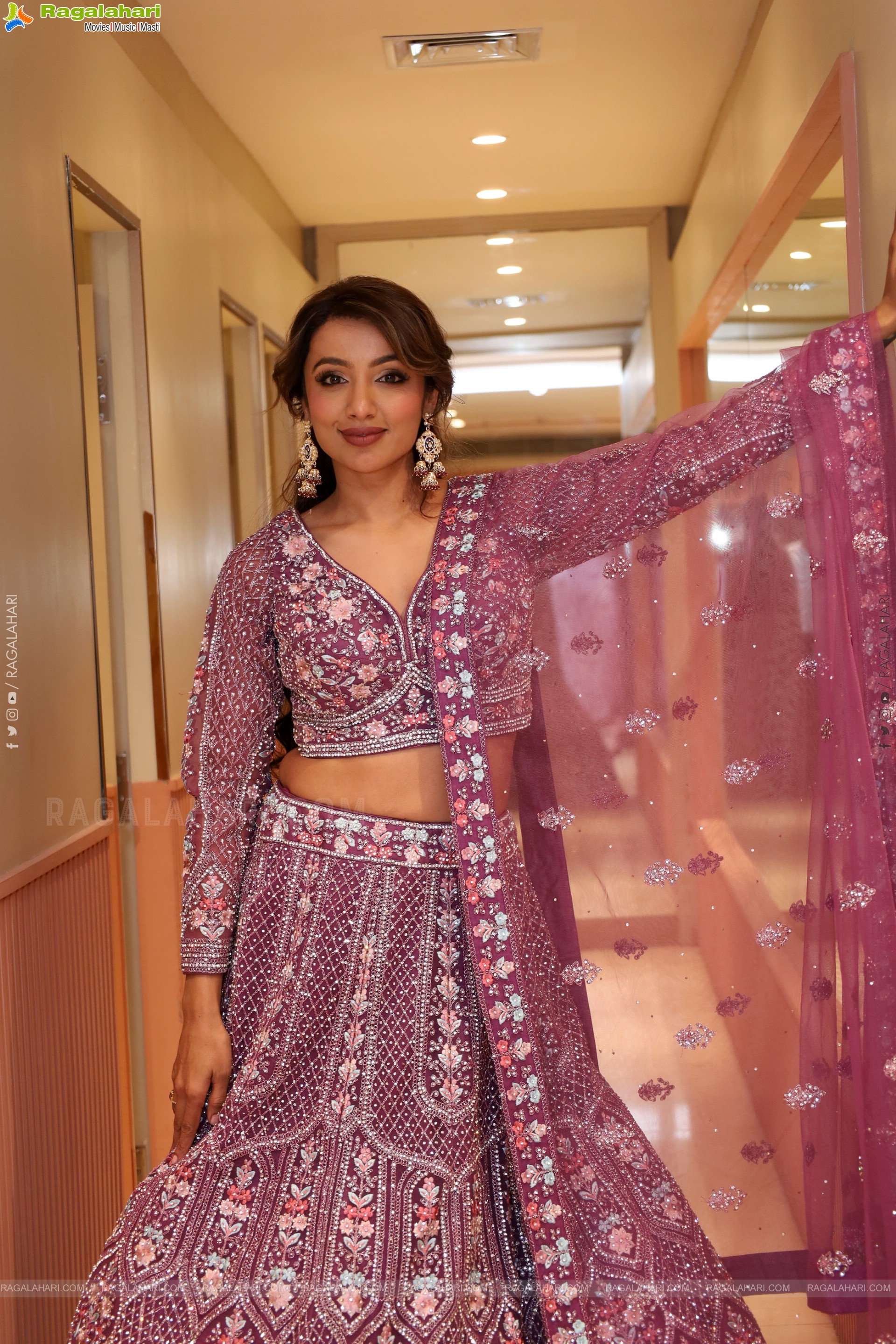 Tejaswi Madivada Latest Photoshoot Stills, HD Gallery