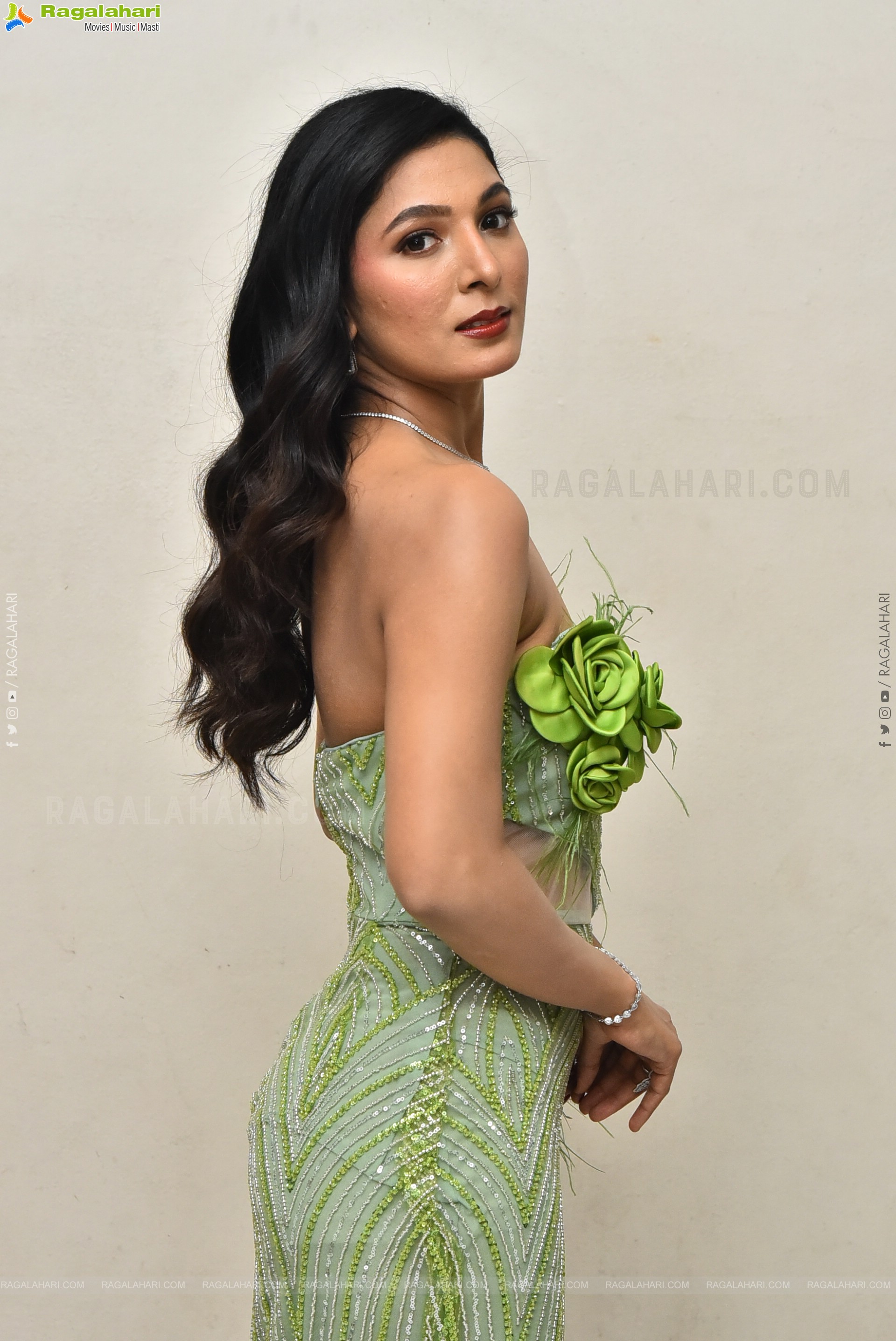 Ankita Jadhav at Nuvve Undipo ila Song Launch, HD Gallery