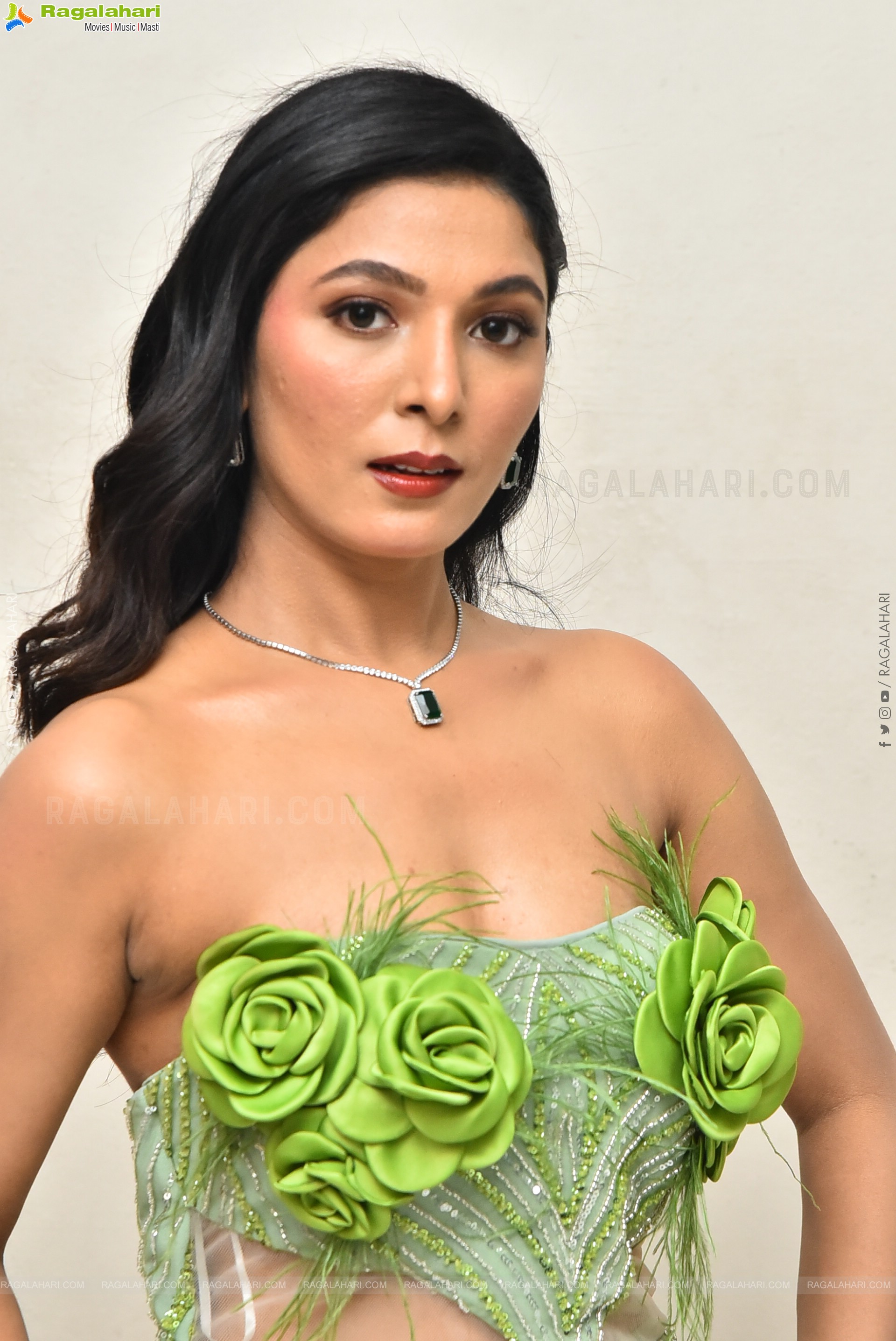 Ankita Jadhav at Nuvve Undipo ila Song Launch, HD Gallery