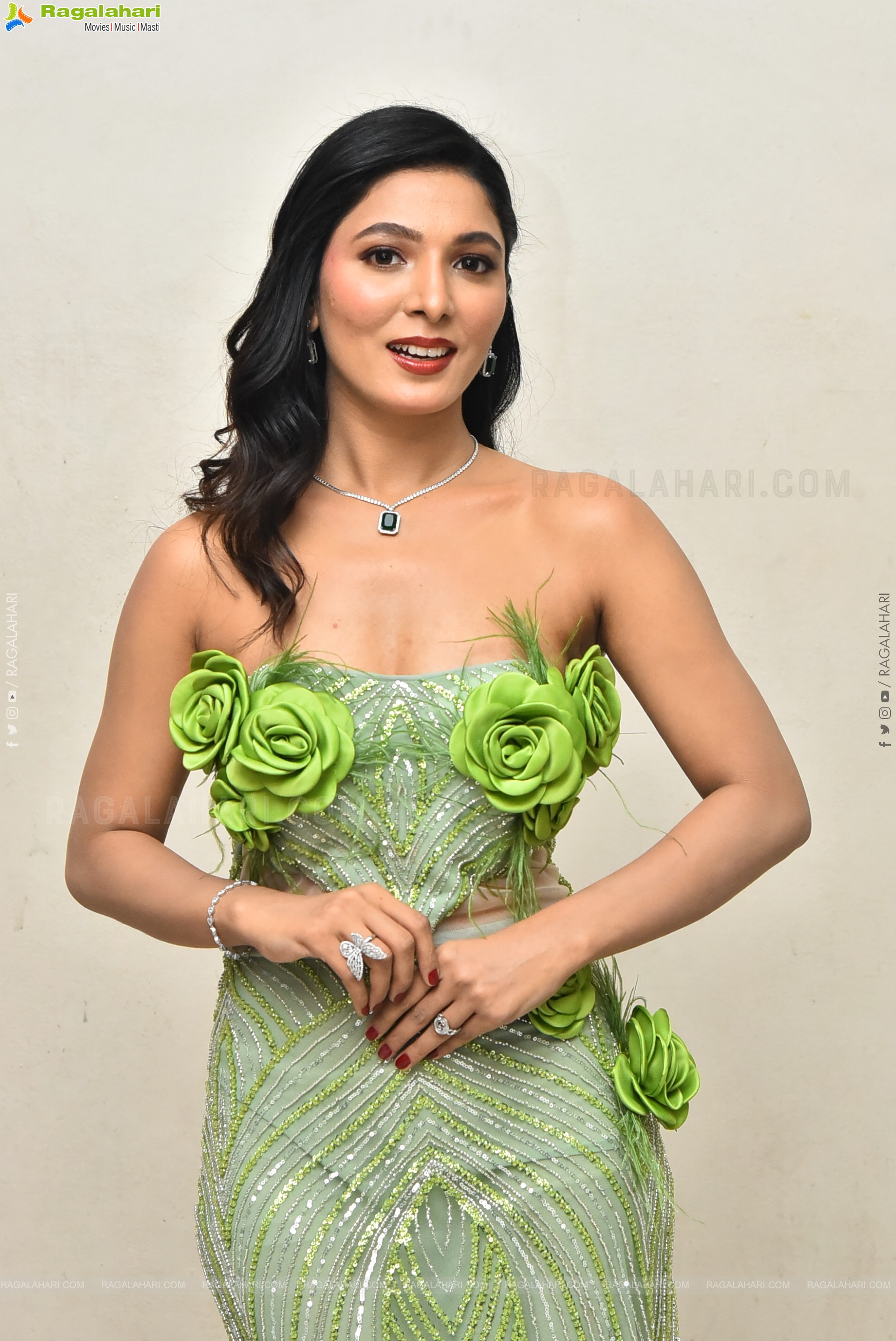 Ankita Jadhav at Nuvve Undipo ila Song Launch, HD Gallery