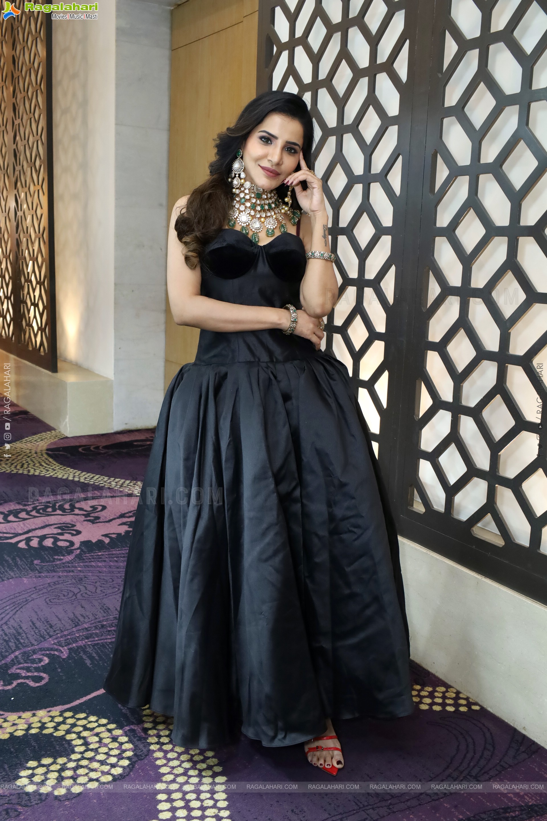 Ashu Reddy at Asia Jewels Exhibition, HD Gallery