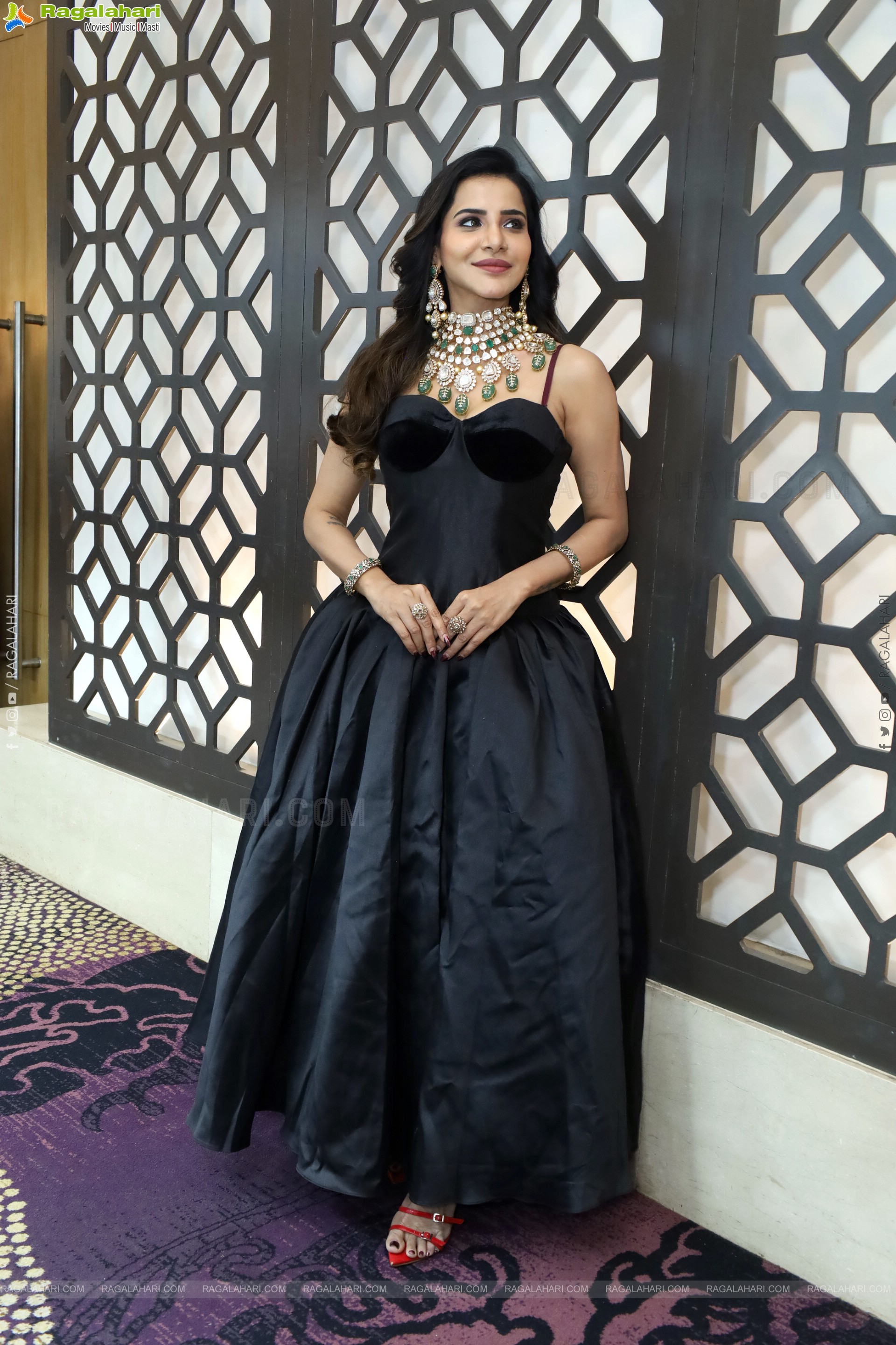 Ashu Reddy at Asia Jewels Exhibition, HD Gallery