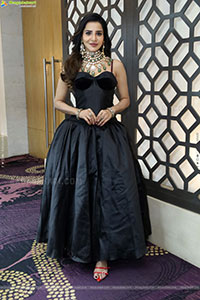 Ashu Reddy at Asia Jewels Exhibition, HD Gallery