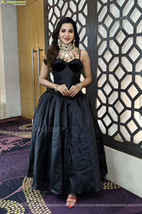 Ashu Reddy at Asia Jewels Exhibition, HD Gallery