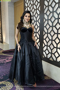 Ashu Reddy at Asia Jewels Exhibition, HD Gallery