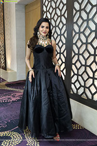 Ashu Reddy at Asia Jewels Exhibition, HD Gallery