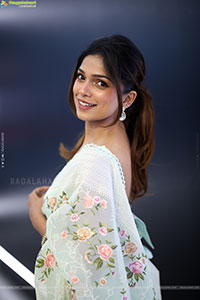 Ayaana at Alpha Movie Trailer Launch, HD Gallery