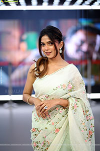 Ayaana at Alpha Movie Trailer Launch, HD Gallery