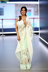 Ayaana at Alpha Movie Trailer Launch, HD Gallery