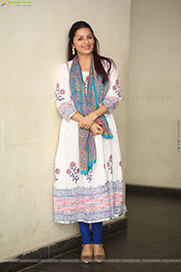 Bhumika Chawla at Euphoria Movie Press Meet, HD Gallery 