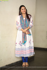 Bhumika Chawla at Euphoria Movie Press Meet, HD Gallery 