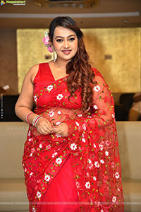 Ester Noronha at Amaravathiki Aahwanam Pre Release