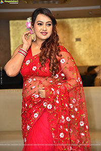 Ester Noronha at Amaravathiki Aahwanam Pre Release
