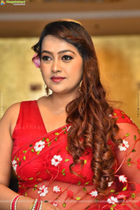 Ester Noronha at Amaravathiki Aahwanam Pre Release