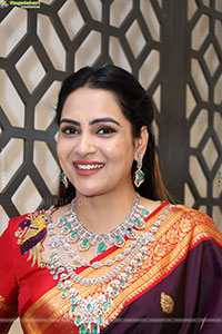 Himaja Poses with Designer Jewellery, HD Gallery