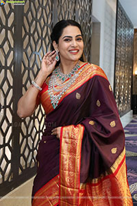 Himaja Poses with Designer Jewellery, HD Gallery