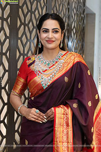 Himaja Poses with Designer Jewellery, HD Gallery