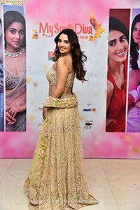 Juhi bhatt at My South Diva Calendar 2026 Launch