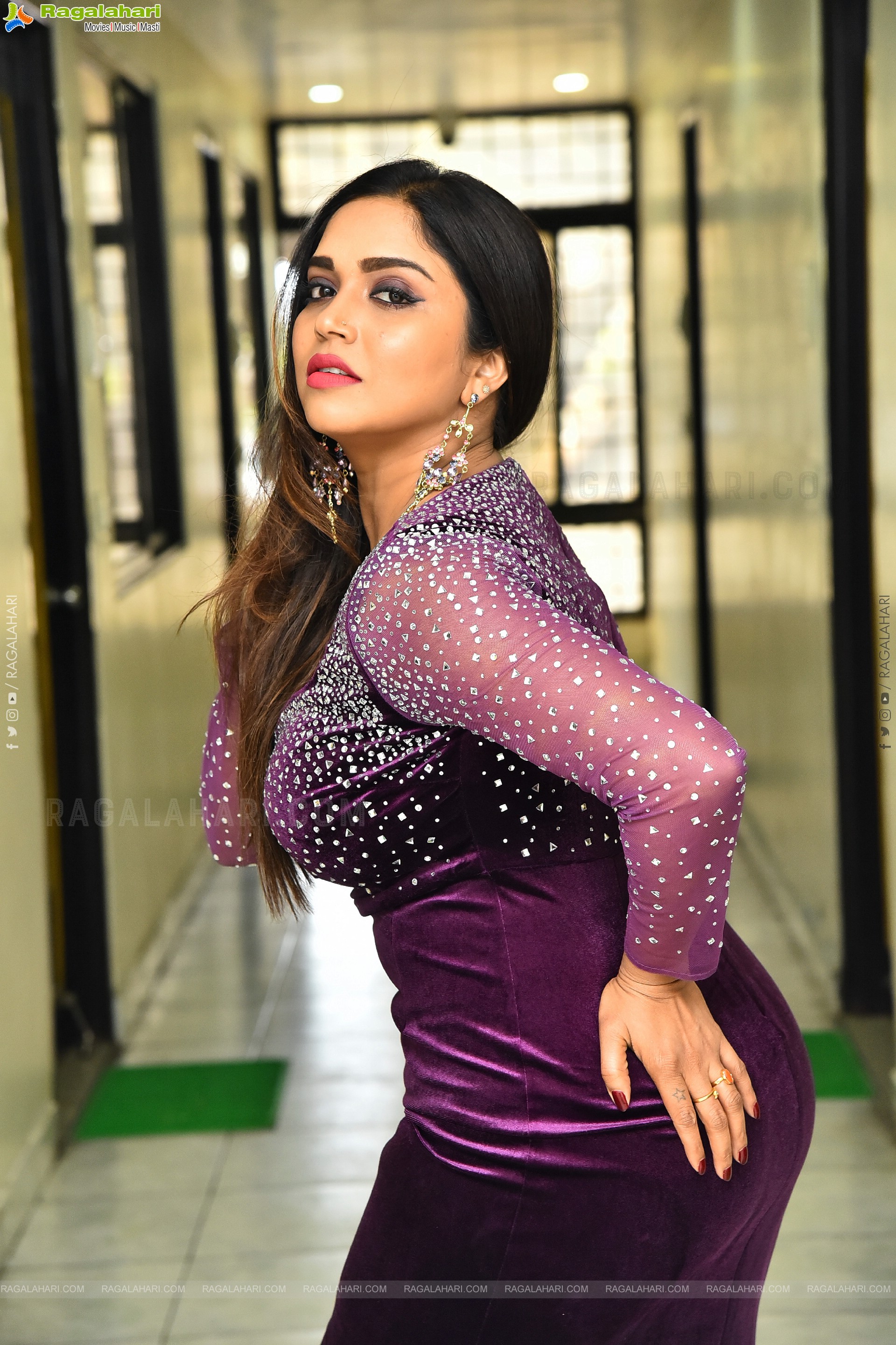 Karunya Chowdary at Erracheera Movie Thanks Meet, HD Gallery