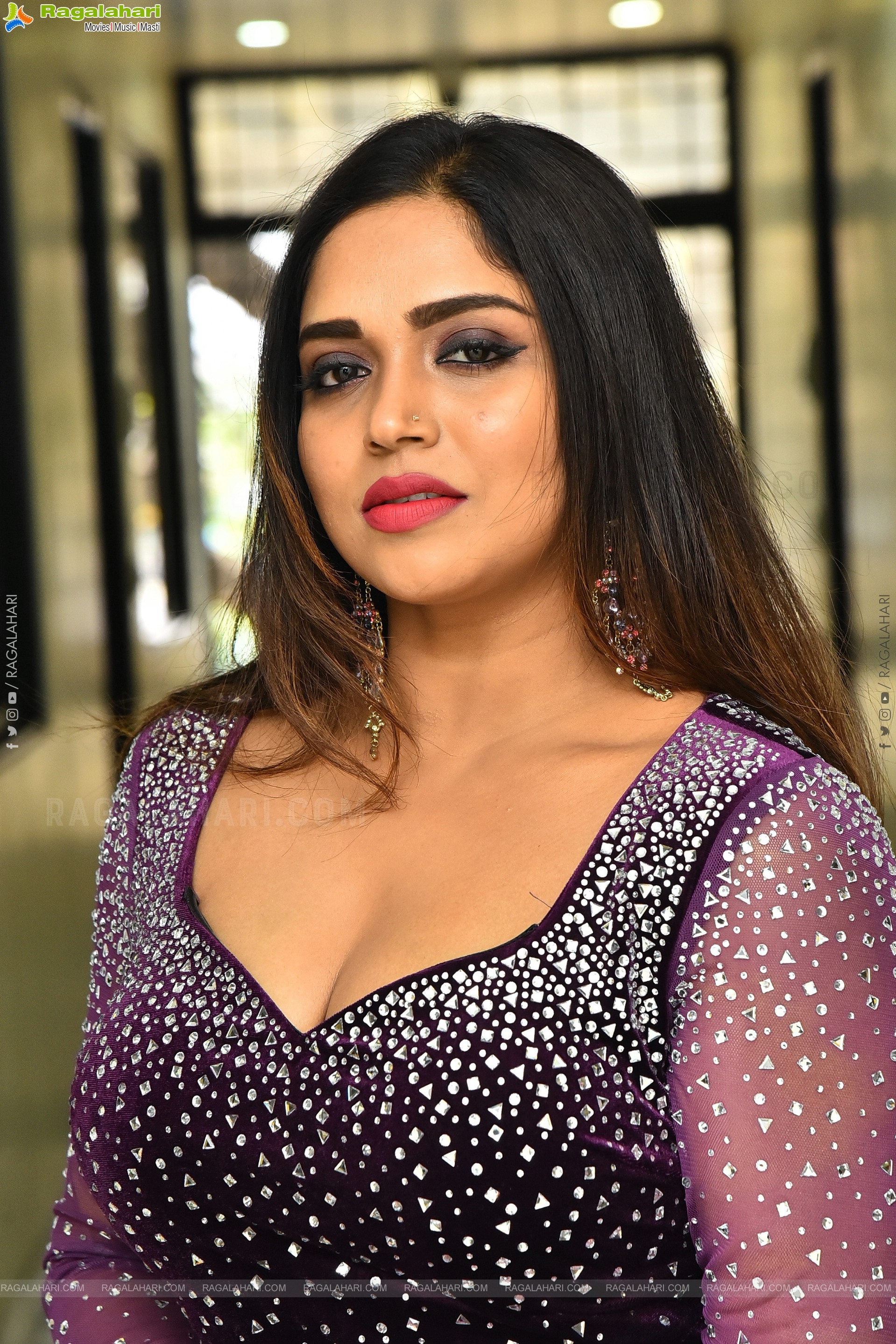 Karunya Chowdary at Erracheera Movie Thanks Meet, HD Gallery