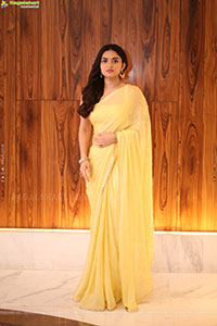 Kayadu Lohar stills in Yellow Saree, HD Gallery