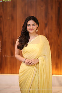 Kayadu Lohar stills in Yellow Saree, HD Gallery