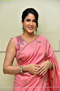 Lavanya Tripathi at Sathi Leelavathi Press Meet, HD Gallery