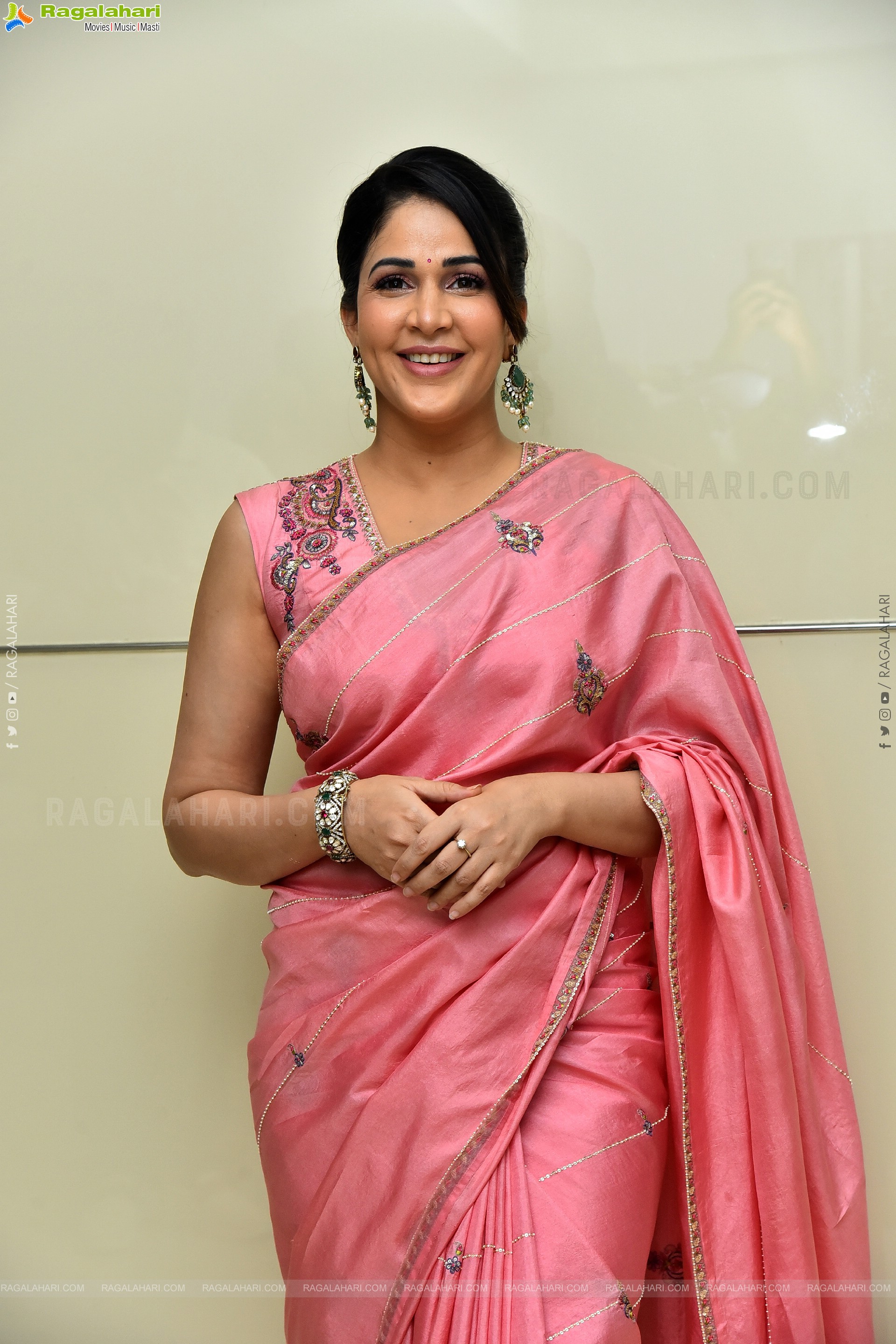 Lavanya Tripathi at Sathi Leelavathi Press Meet, HD Gallery